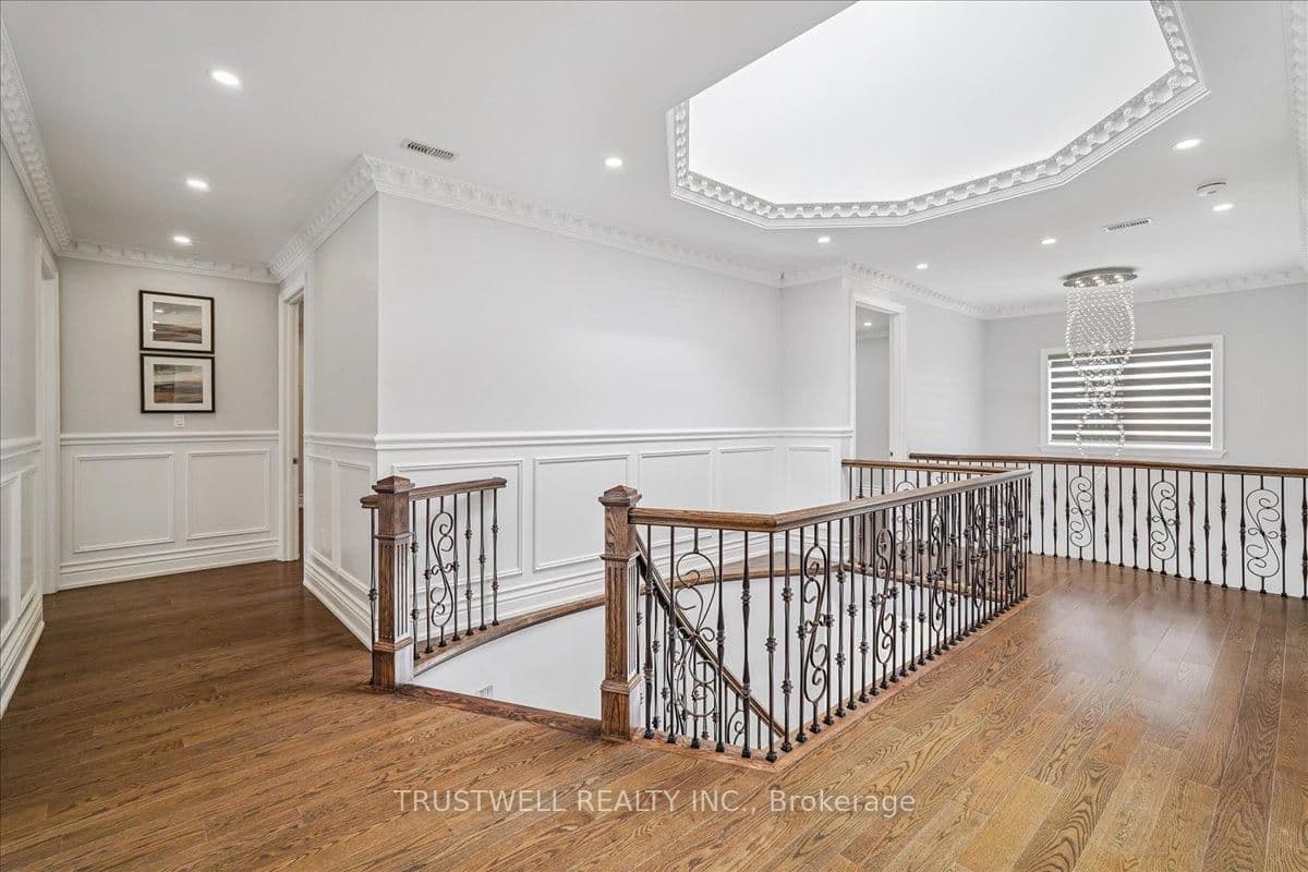 Detached at 98 Castle Hill Drive, Toronto, ON - Photo 19 - RE/MAX Garden City Realty