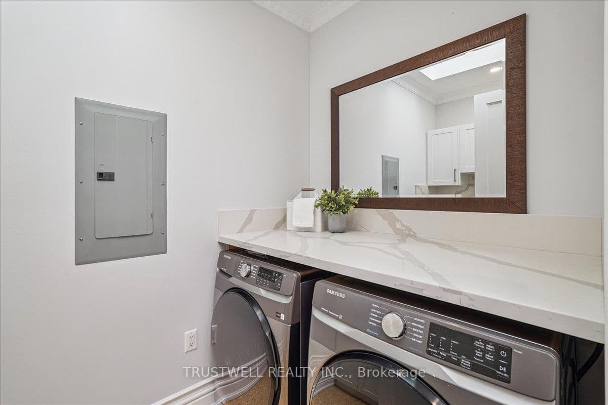 Detached at 98 Castle Hill Drive, Toronto, ON - Photo 32 - RE/MAX Garden City Realty