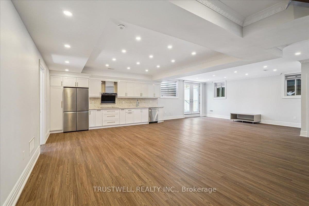 Detached at 98 Castle Hill Drive, Toronto, ON - Photo 39 - RE/MAX Garden City Realty