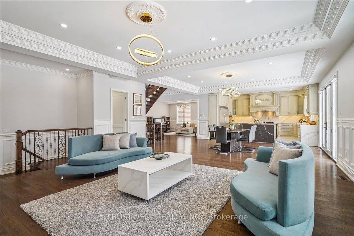 Detached at 98 Castle Hill Drive, Toronto, ON - Photo 9 - RE/MAX Garden City Realty