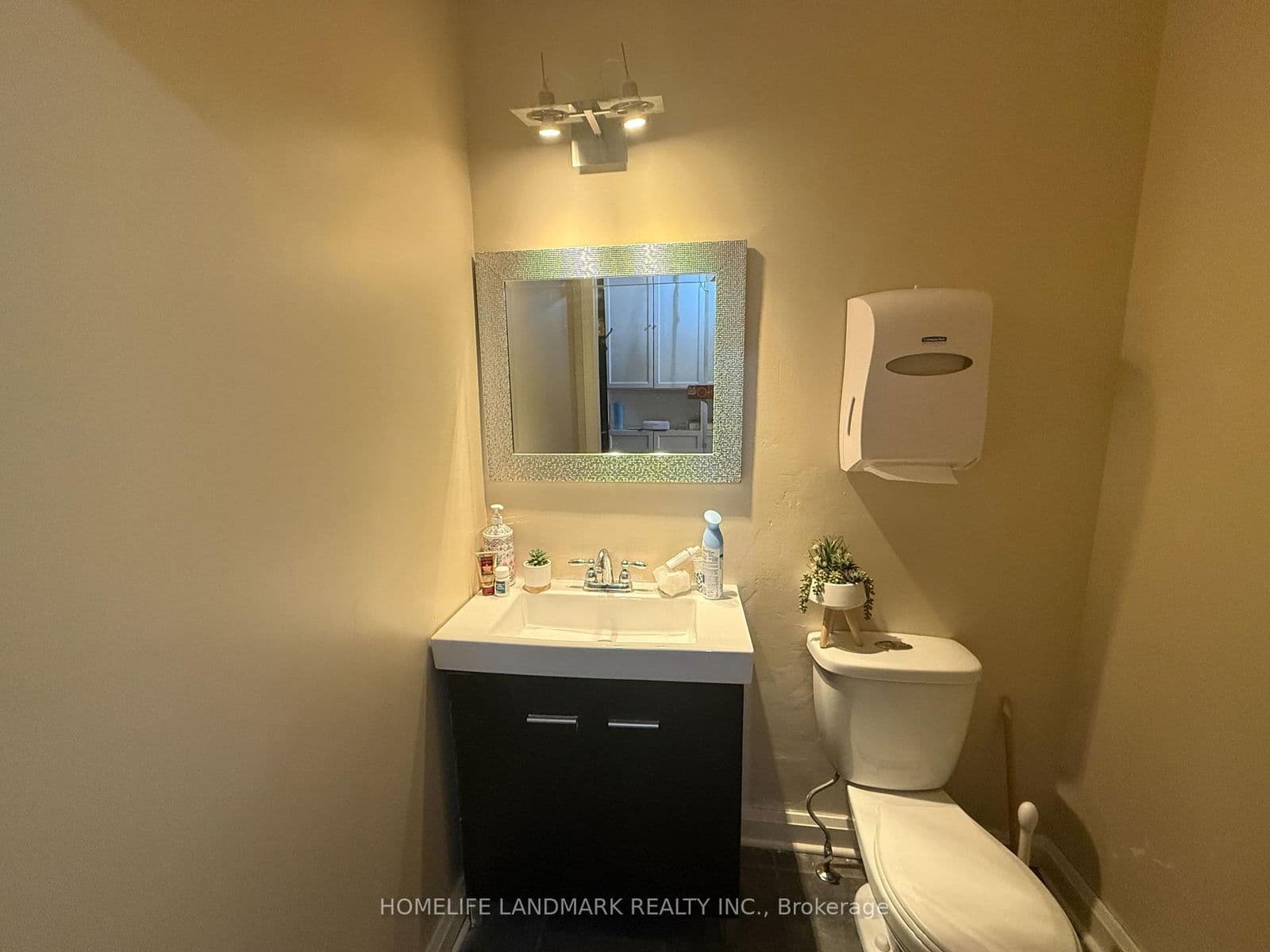 Commercial Retail at 129 Brock Street, Whitby, ON - Photo 8 - RE/MAX Garden City Realty