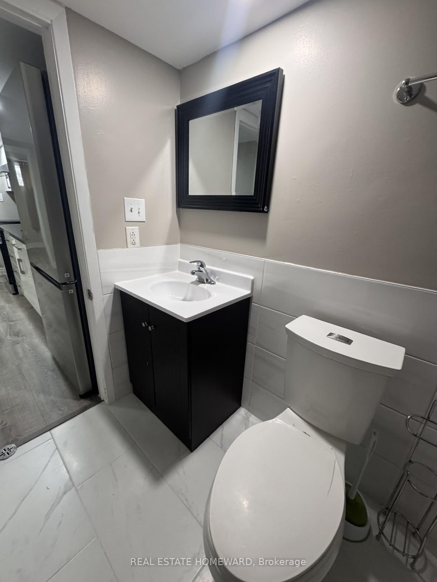 Detached at 3 Bsmt- 20 Robinson Avenue, Toronto, ON - Photo 17 - RE/MAX Garden City Realty