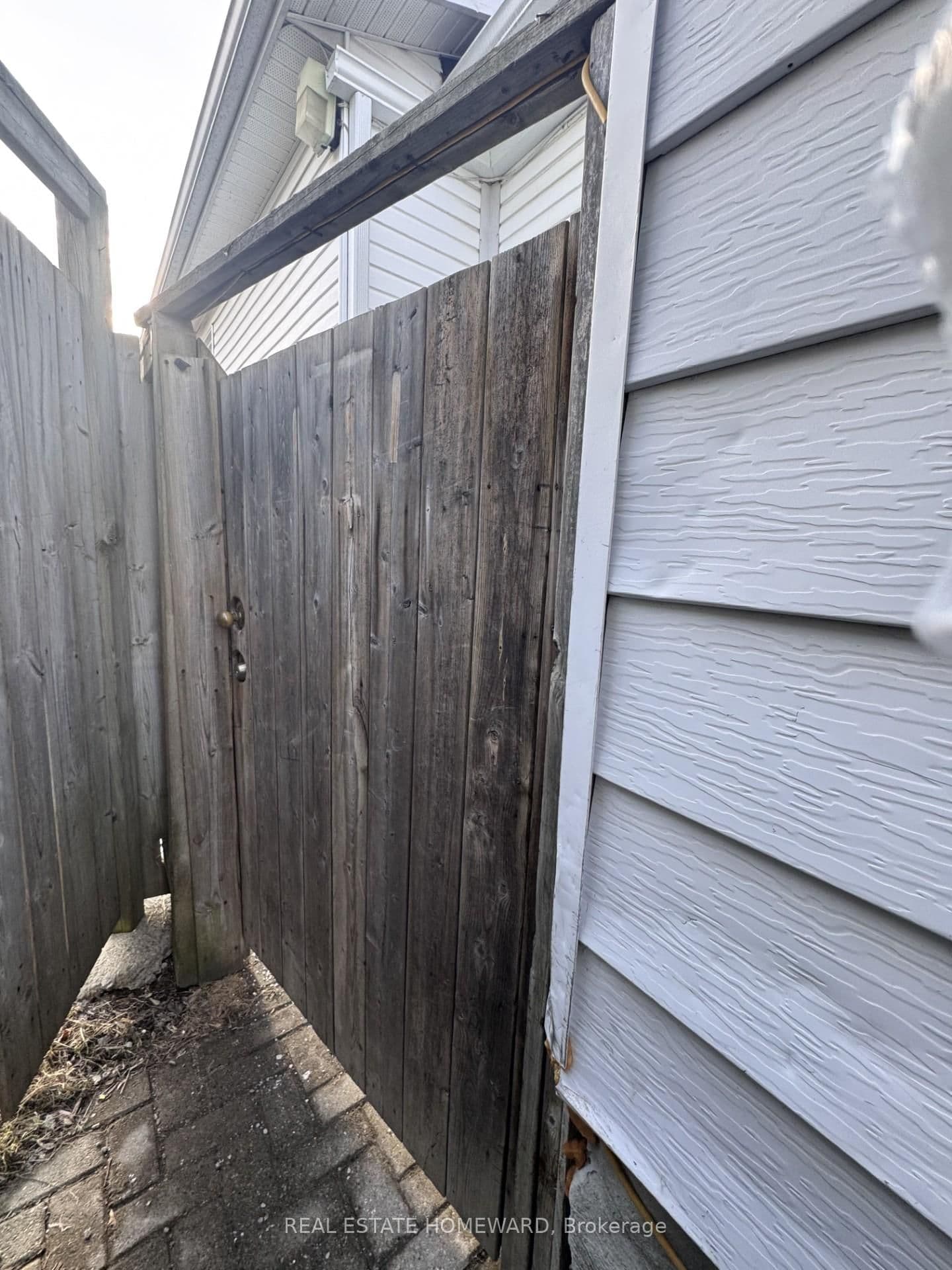Detached at 3 Bsmt- 20 Robinson Avenue, Toronto, ON - Photo 24 - RE/MAX Garden City Realty