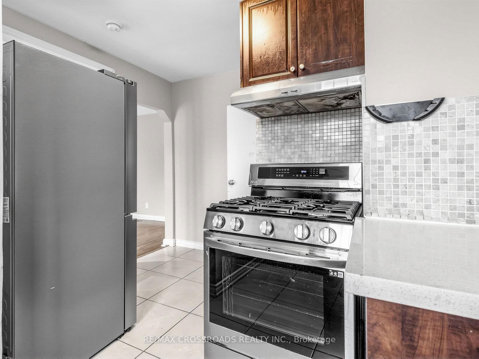 Detached at 17 Strode Drive, Toronto, ON - Photo 10 - RE/MAX Garden City Realty