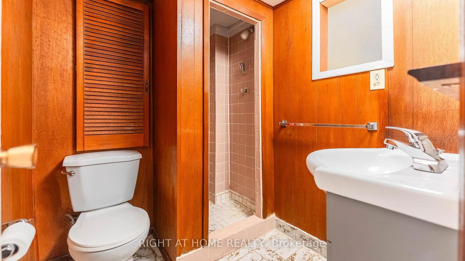 Detached at 82 Tower Drive, Toronto, ON - Photo 25 - RE/MAX Garden City Realty