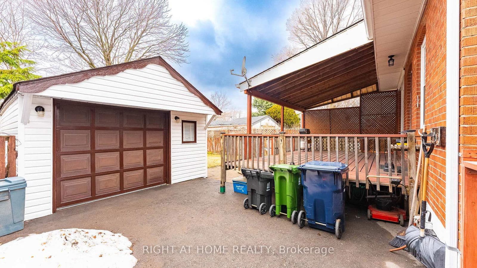 Detached at 82 Tower Drive, Toronto, ON - Photo 33 - RE/MAX Garden City Realty