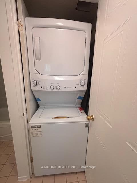 Condo Apartment at 619- 2550 Lawrence Avenue, Toronto, ON - Photo 9 - RE/MAX Garden City Realty