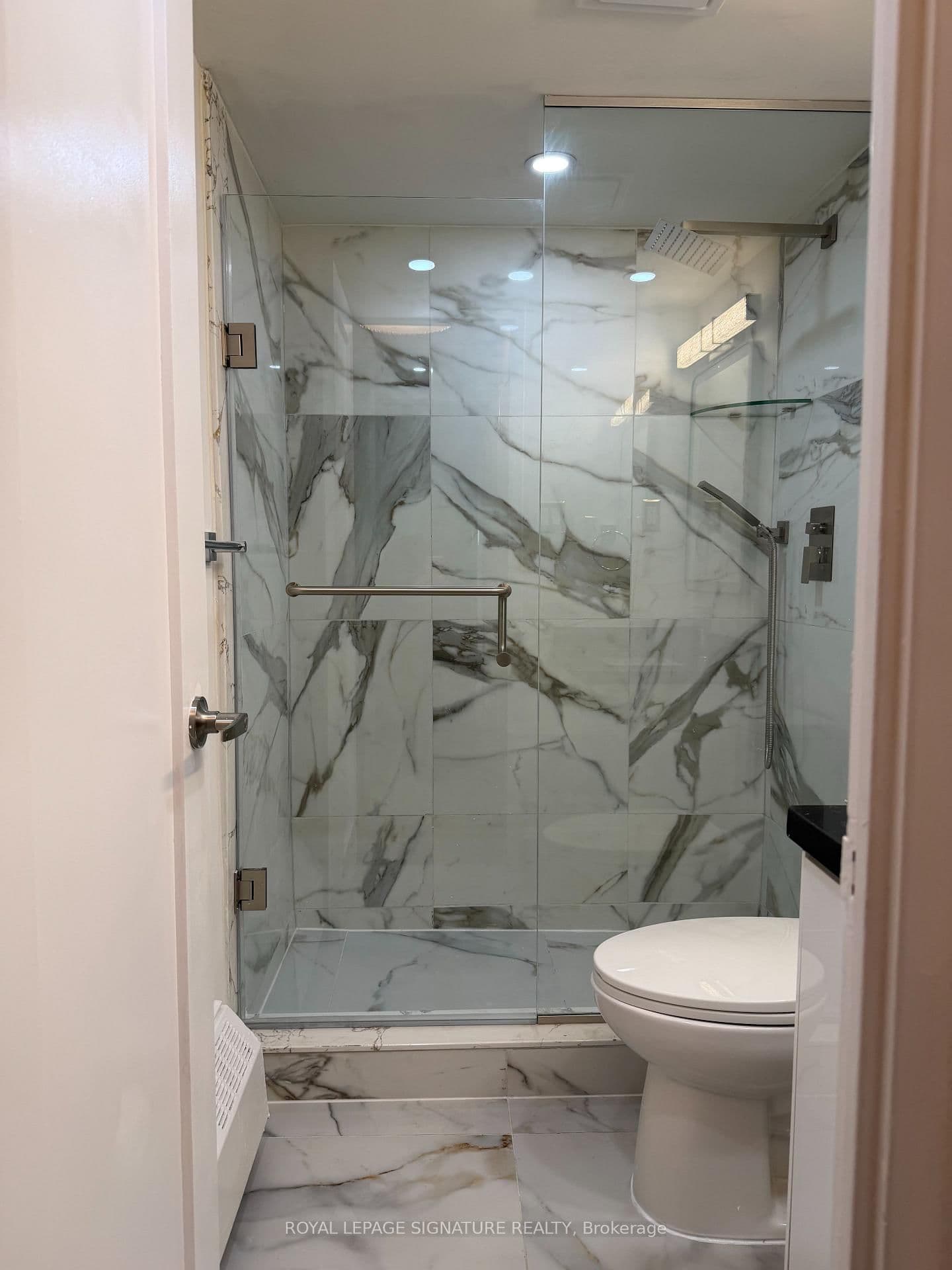 Condo Apartment at 1503- 270 Palmdale Drive, Toronto, ON - Photo 14 - RE/MAX Garden City Realty