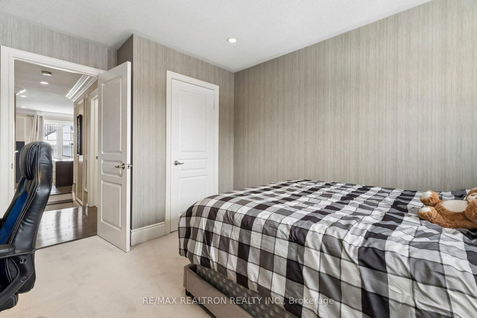 Detached at 616 Fleetwood Drive, Oshawa, ON - Photo 24 - RE/MAX Garden City Realty