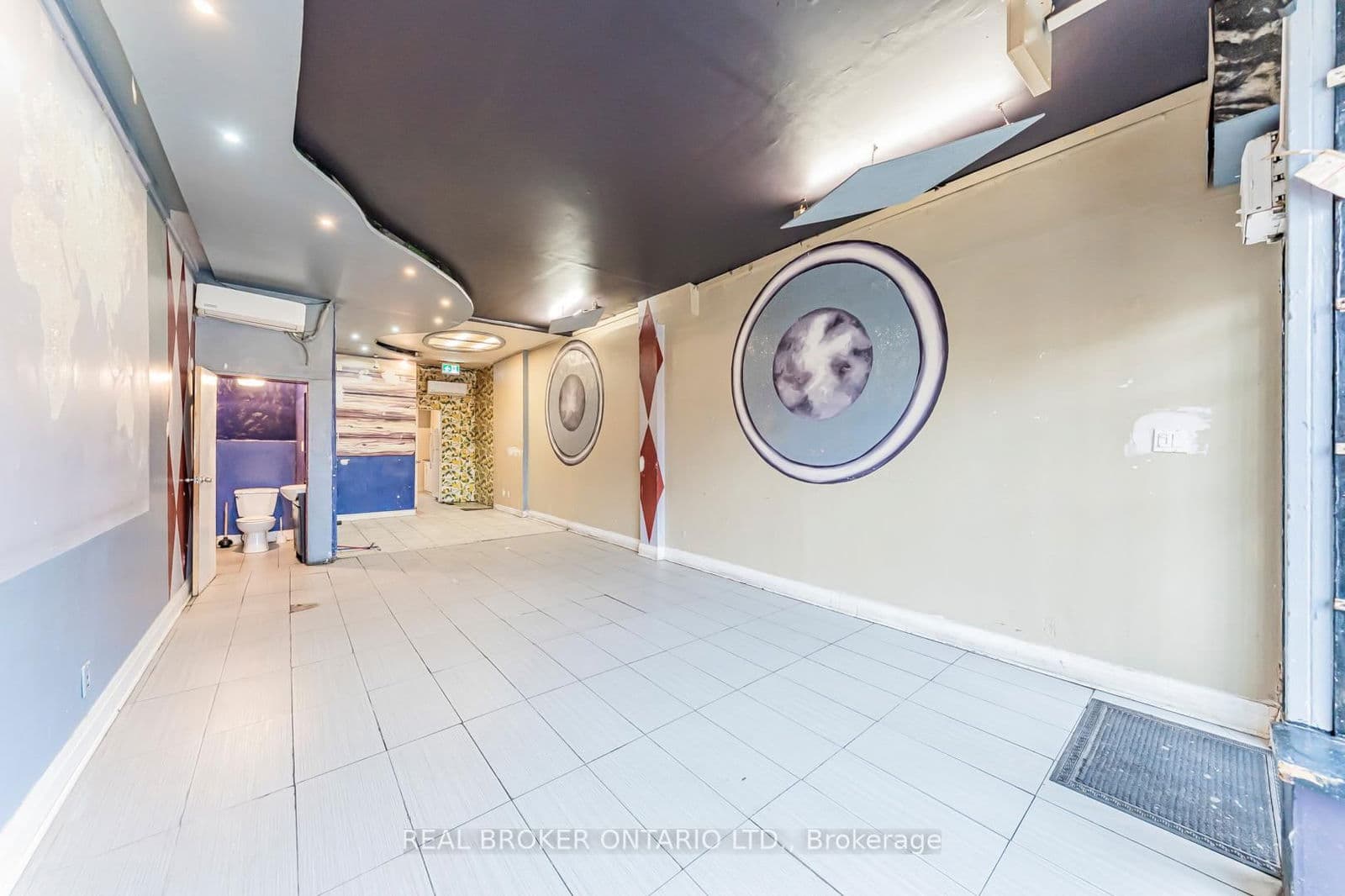 Store W Apt/Office at 3212 Danforth Avenue, Toronto, ON - Photo 5 - RE/MAX Garden City Realty