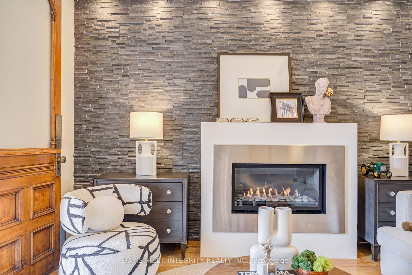 Semi-Detached at 17 Frankdale Avenue, Toronto, ON - Photo 6 - RE/MAX Garden City Realty