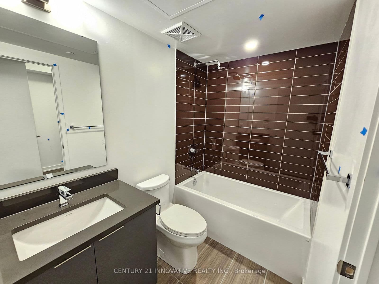 Condo Apartment at 1618- 2031 Kennedy Road, Toronto, ON - Photo 7 - RE/MAX Garden City Realty