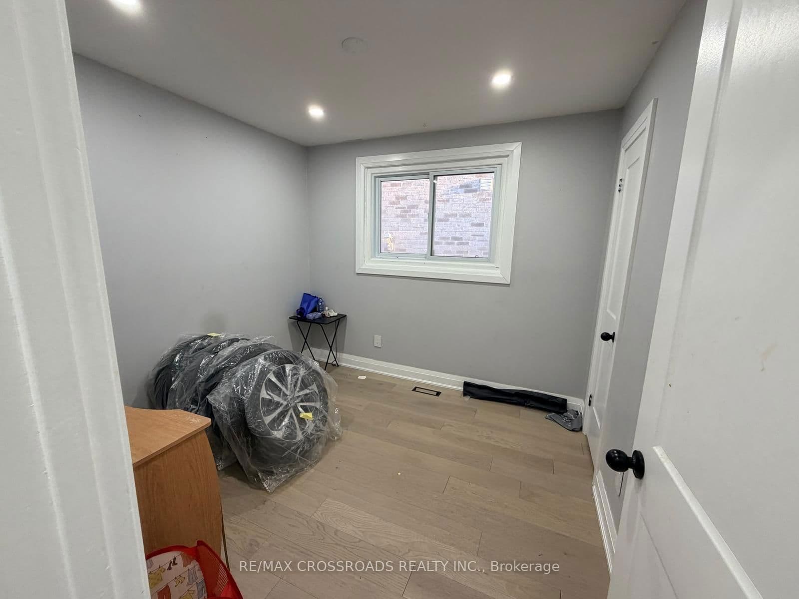 Detached at 804 Fairview Avenue, Pickering, ON - Photo 10 - RE/MAX Garden City Realty