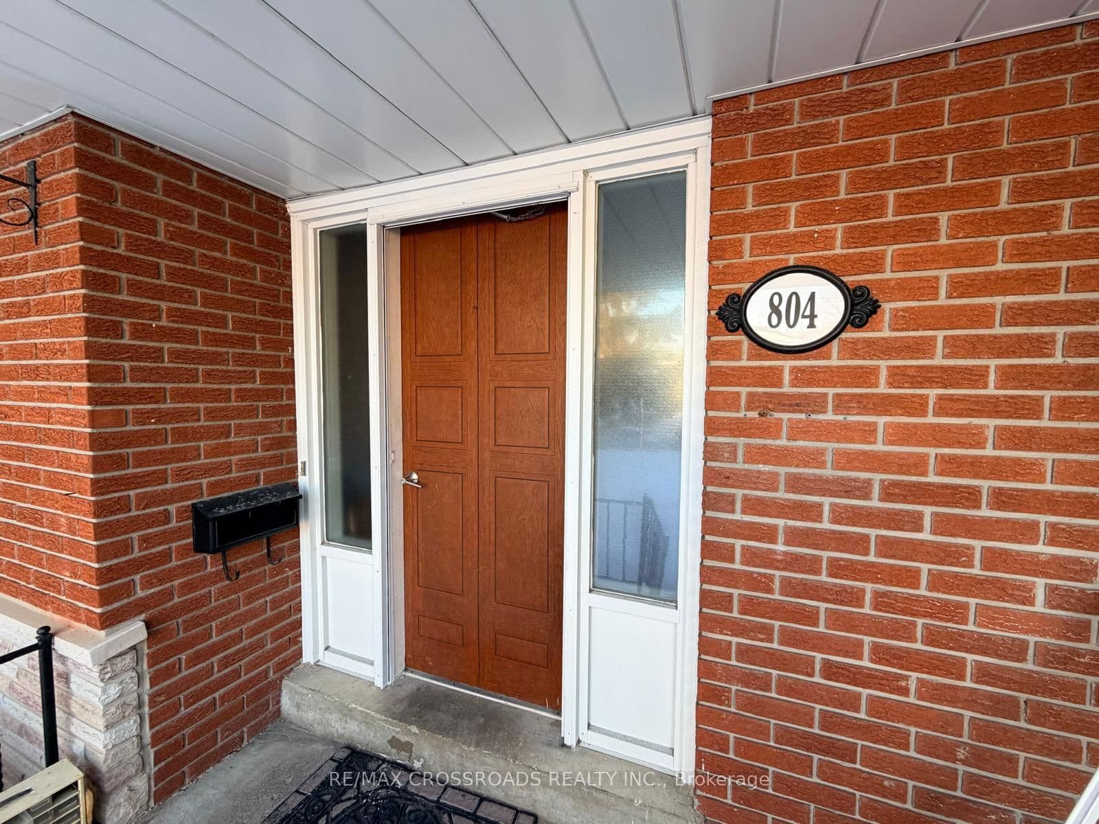 Detached at 804 Fairview Avenue, Pickering, ON - Photo 2 - RE/MAX Garden City Realty