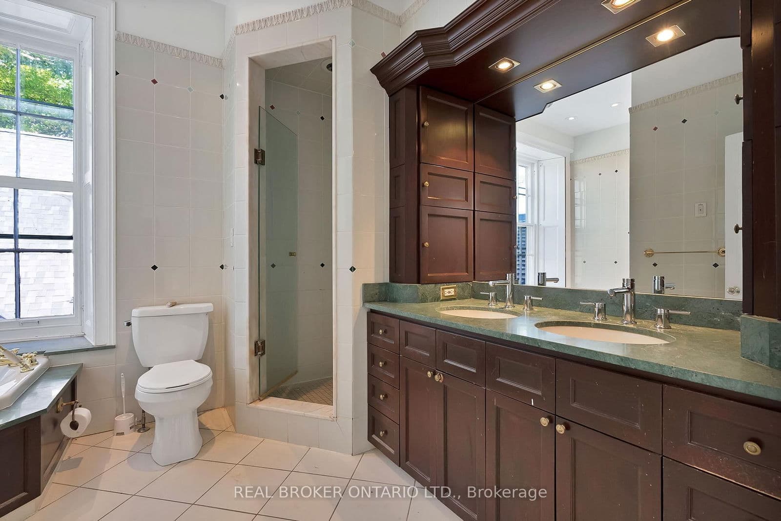 Commercial Retail at 780 Garden Street, Whitby, ON - Photo 19 - RE/MAX Garden City Realty