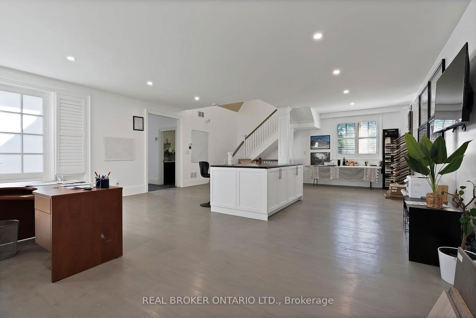 Commercial Retail at 780 Garden Street, Whitby, ON - Photo 27 - RE/MAX Garden City Realty