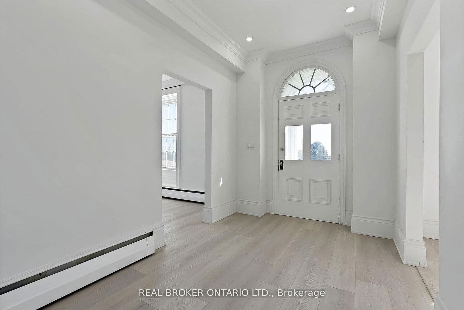 Commercial Retail at 780 Garden Street, Whitby, ON - Photo 8 - RE/MAX Garden City Realty