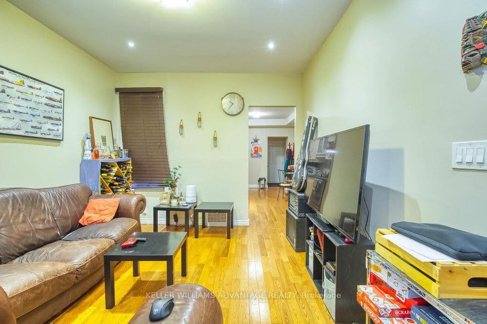 Investment at 218 Broadview Avenue, Toronto, ON - Photo 7 - RE/MAX Garden City Realty