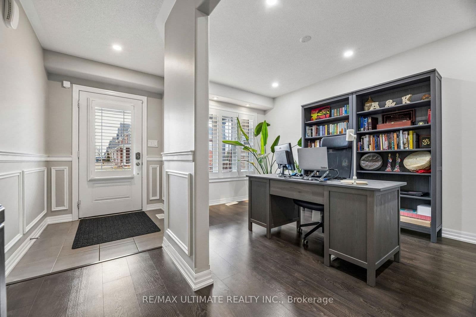 Att/Row/Townhouse at 1825 Silverstone Crescent, Oshawa, ON - Photo 5 - RE/MAX Garden City Realty