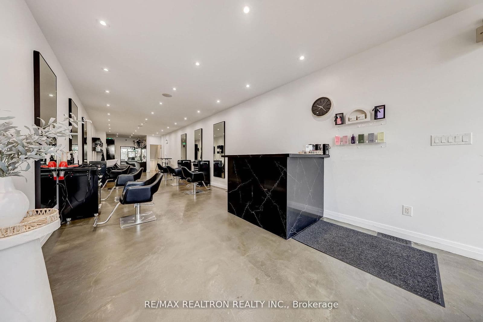 Commercial Retail at 1924 Danforth Avenue, Toronto, ON - Photo 5 - RE/MAX Garden City Realty