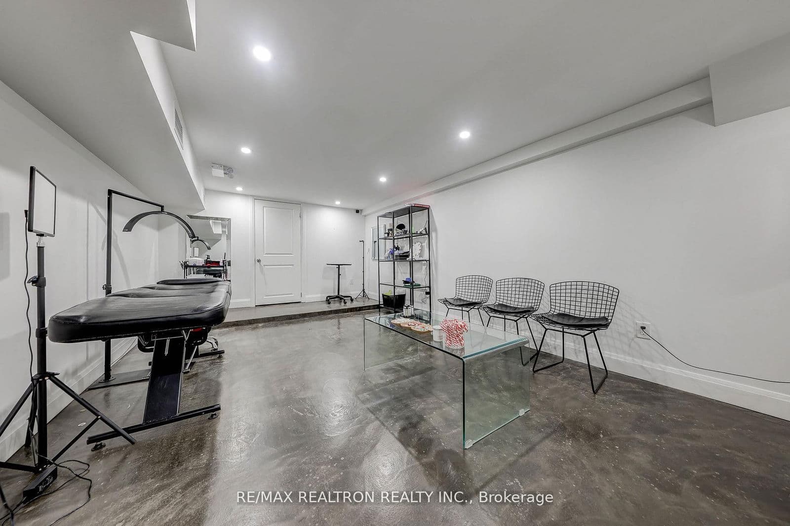 Commercial Retail at 1924 Danforth Avenue, Toronto, ON - Photo 9 - RE/MAX Garden City Realty