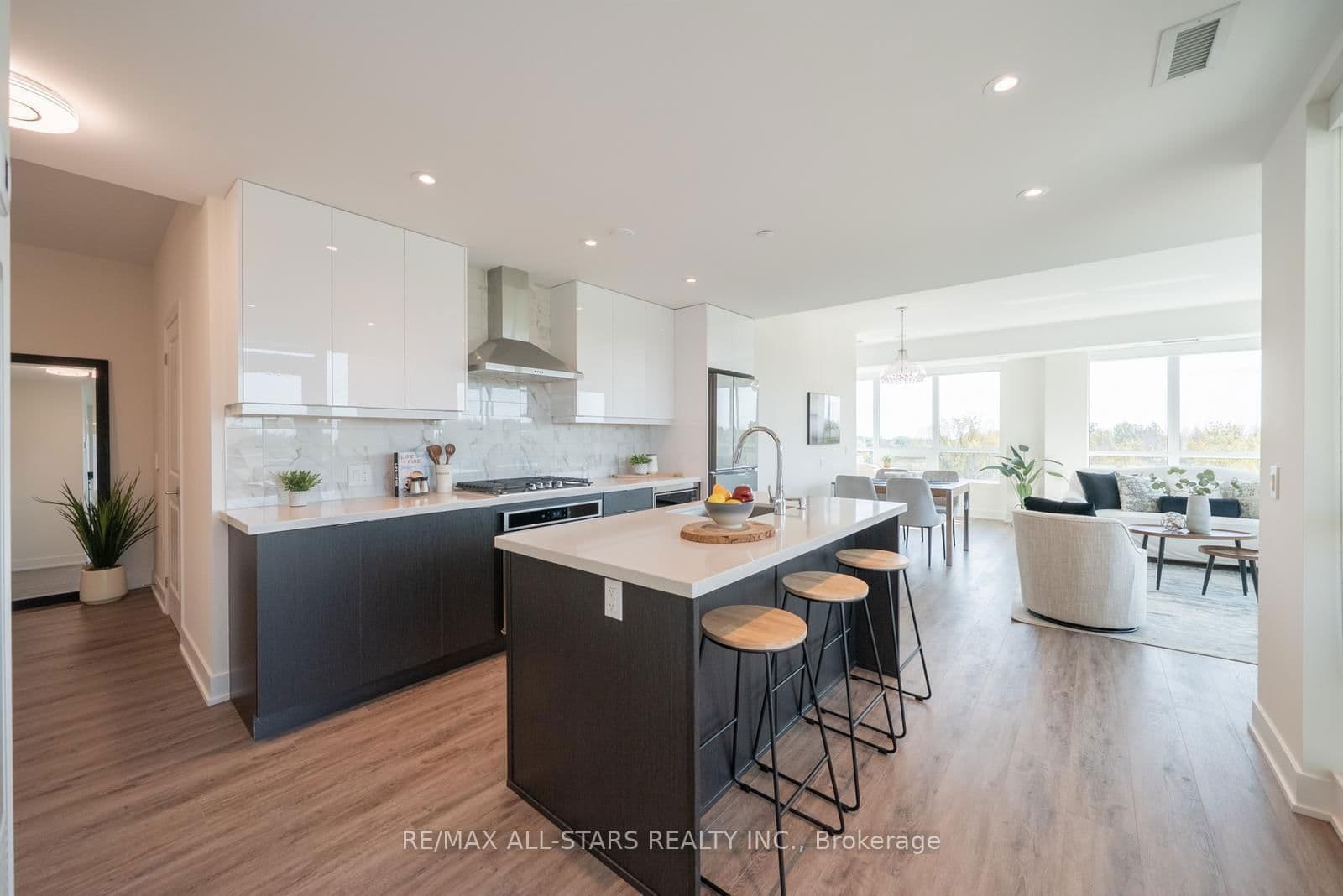 Condo Apartment at 433- 11750 Ninth Line, Whitchurch-Stouffville, ON - Photo 14 - RE/MAX Garden City Realty