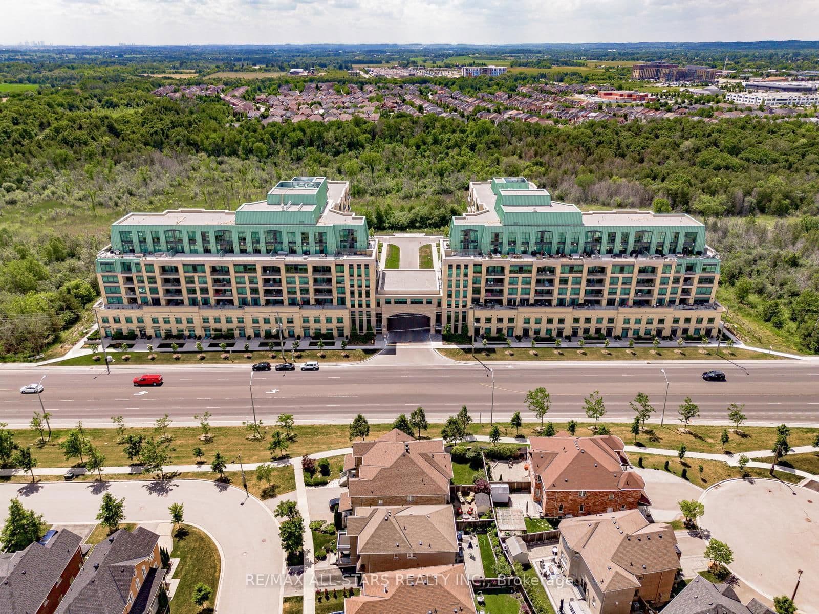 Condo Apartment at 433- 11750 Ninth Line, Whitchurch-Stouffville, ON - Photo 3 - RE/MAX Garden City Realty