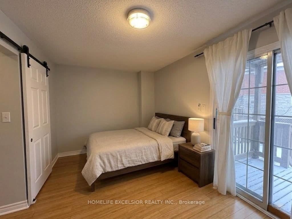 Att/Row/Townhouse at 101 Prince Charles Way, Markham, ON - Photo 7 - RE/MAX Garden City Realty