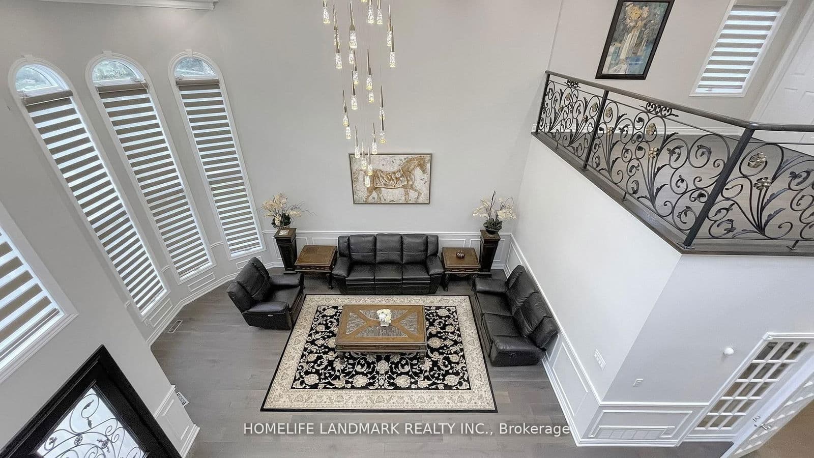 Detached at 16 Crescentview Road, Richmond Hill, ON - Photo 6 - RE/MAX Garden City Realty