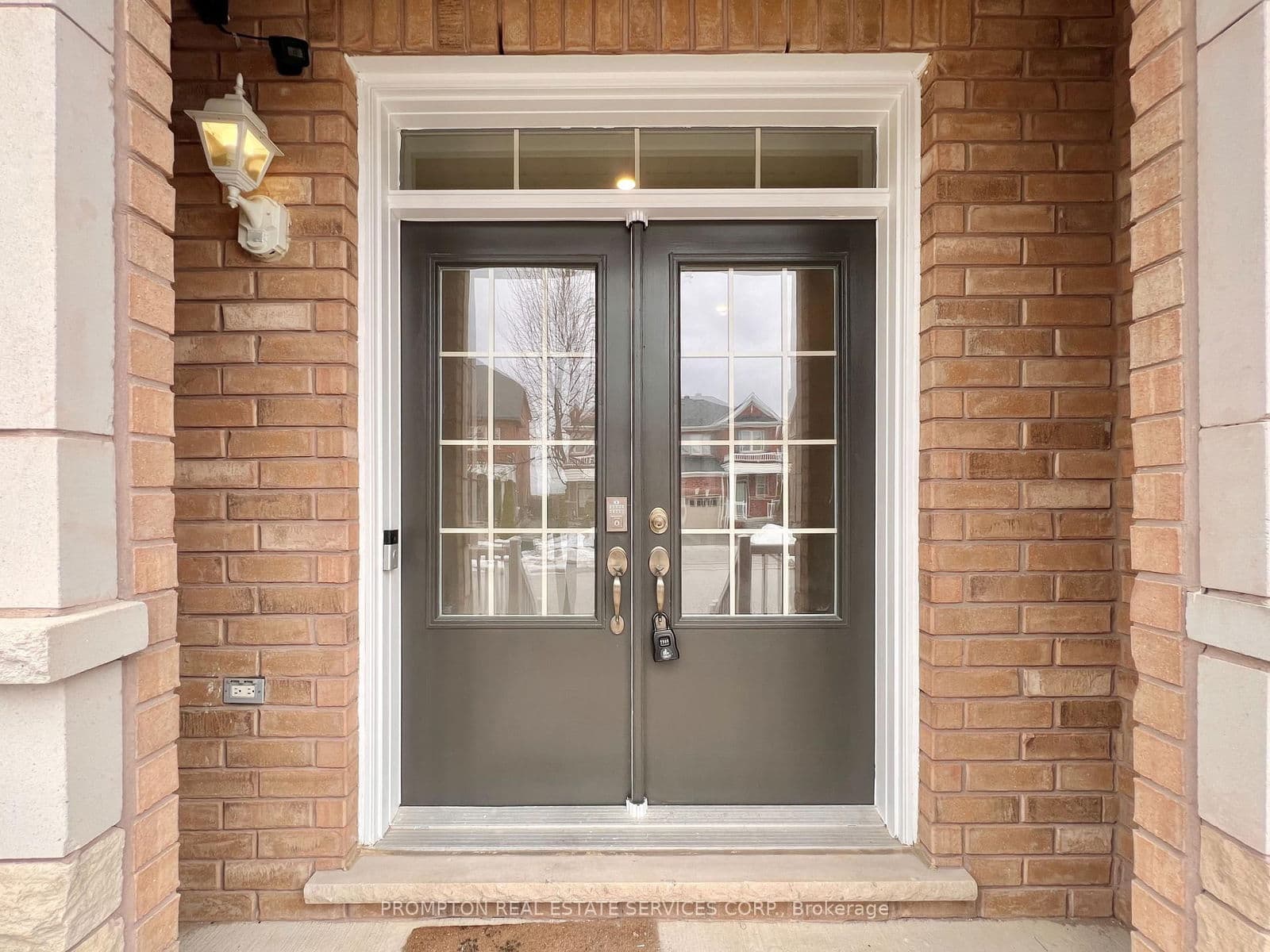 Semi-Detached at 40 Staglin Court, Markham, ON - Photo 3 - RE/MAX Garden City Realty