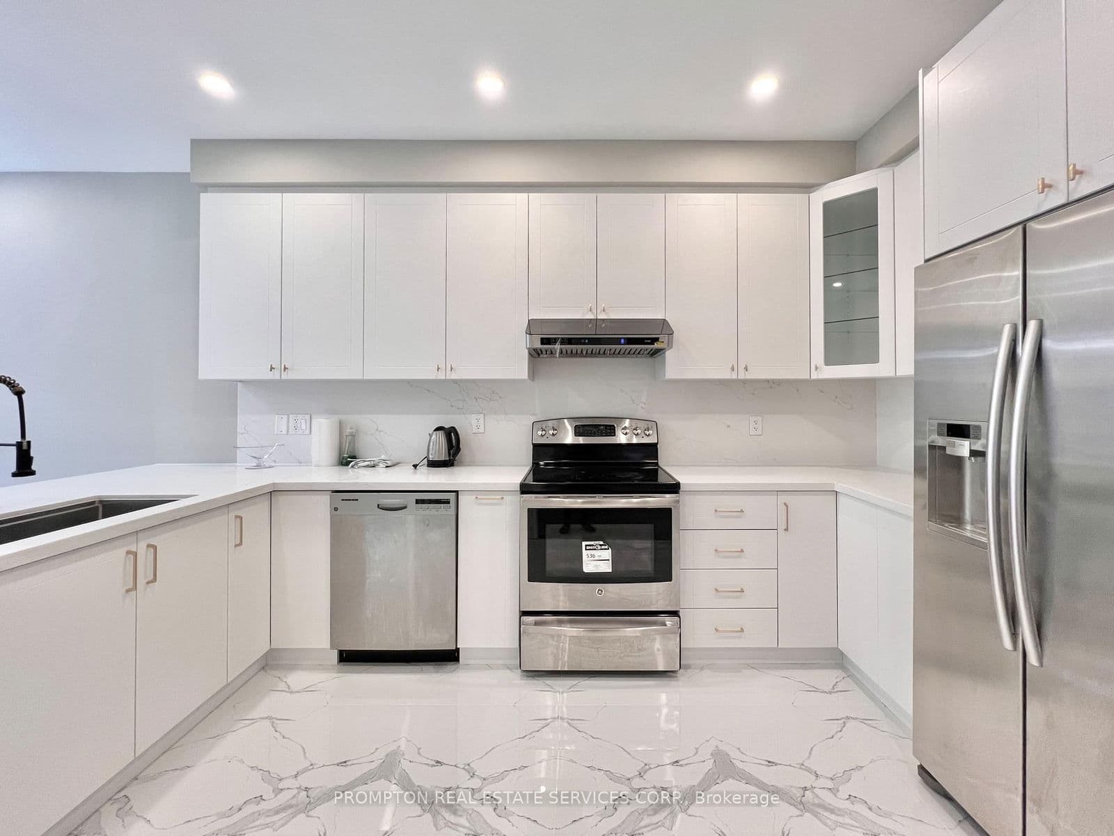 Semi-Detached at 40 Staglin Court, Markham, ON - Photo 8 - RE/MAX Garden City Realty