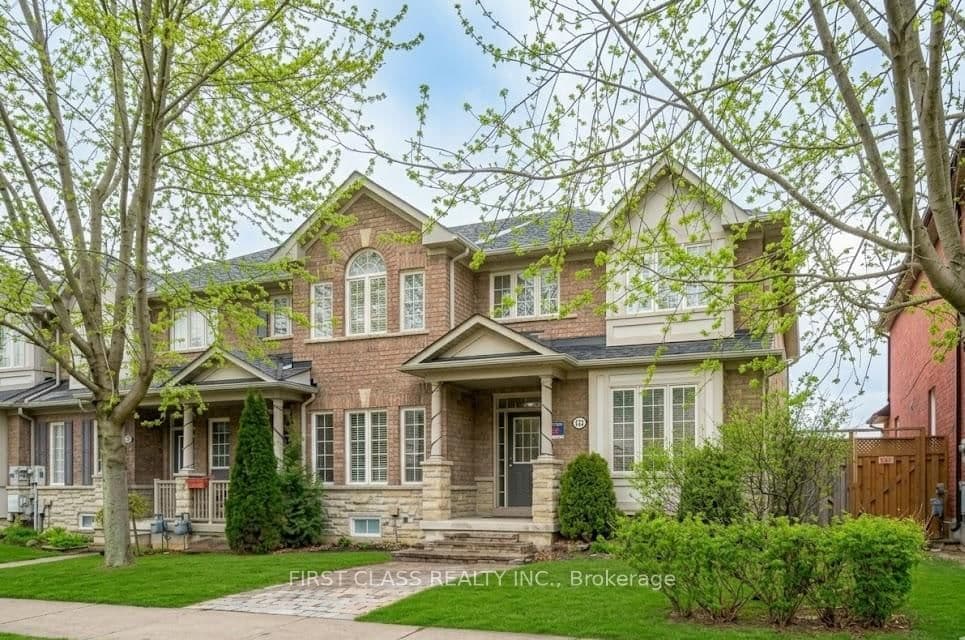 Att/Row/Townhouse at 157 Selkirk Drive, Richmond Hill, ON - Photo 16 - RE/MAX Garden City Realty