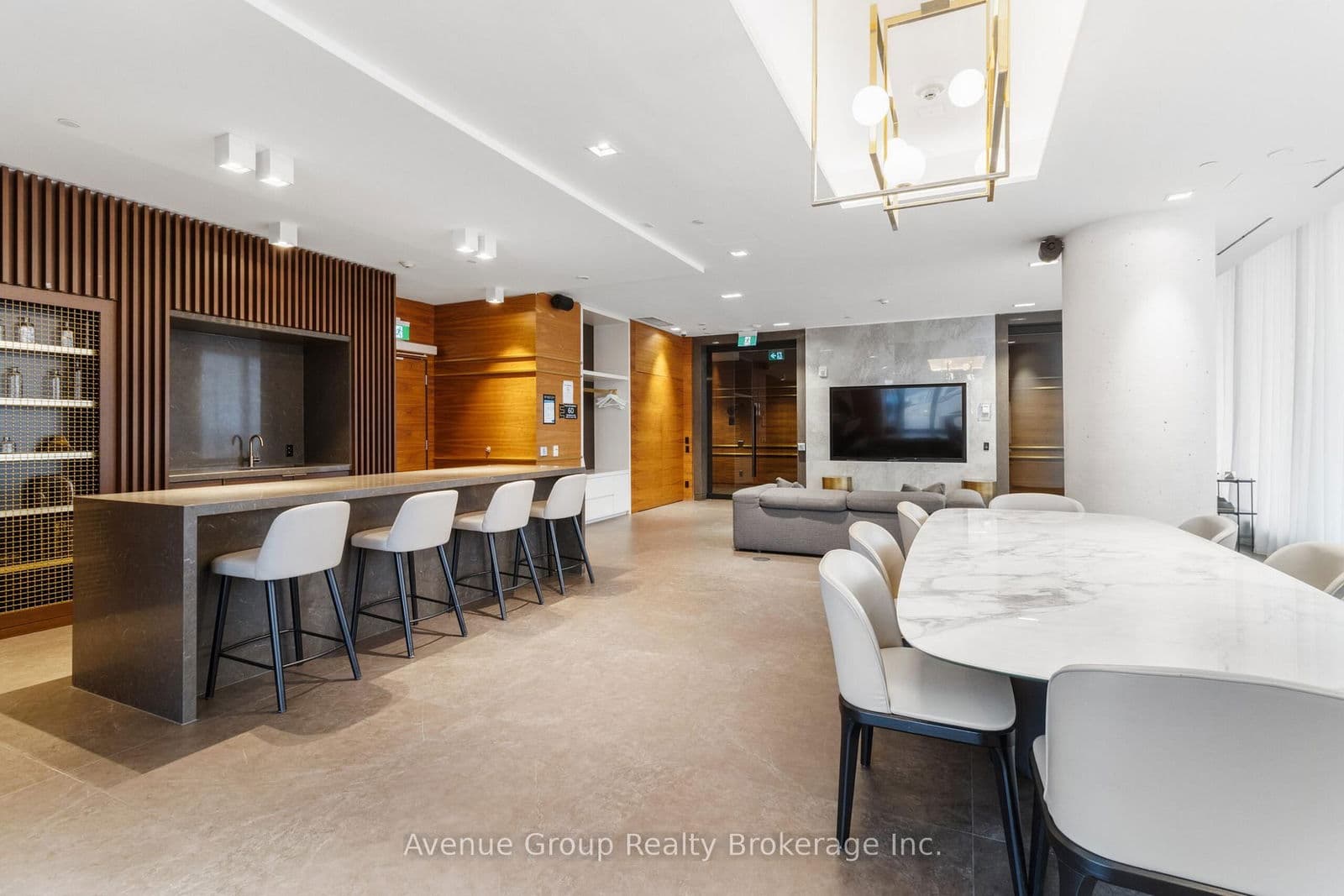 Condo Apartment at 2801- 898 Portage Parkway, Vaughan, ON - Photo 11 - RE/MAX Garden City Realty