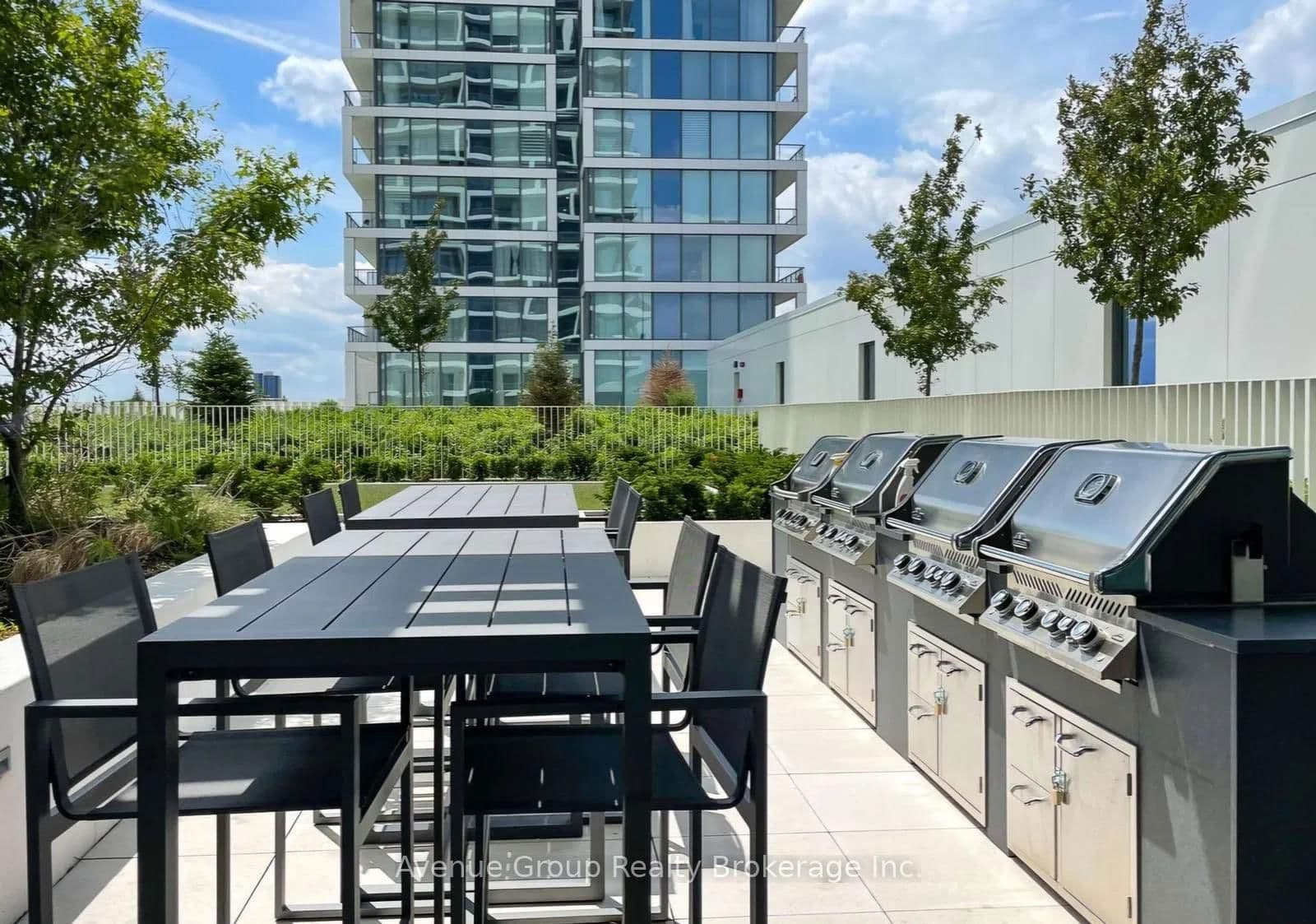 Condo Apartment at 2801- 898 Portage Parkway, Vaughan, ON - Photo 14 - RE/MAX Garden City Realty