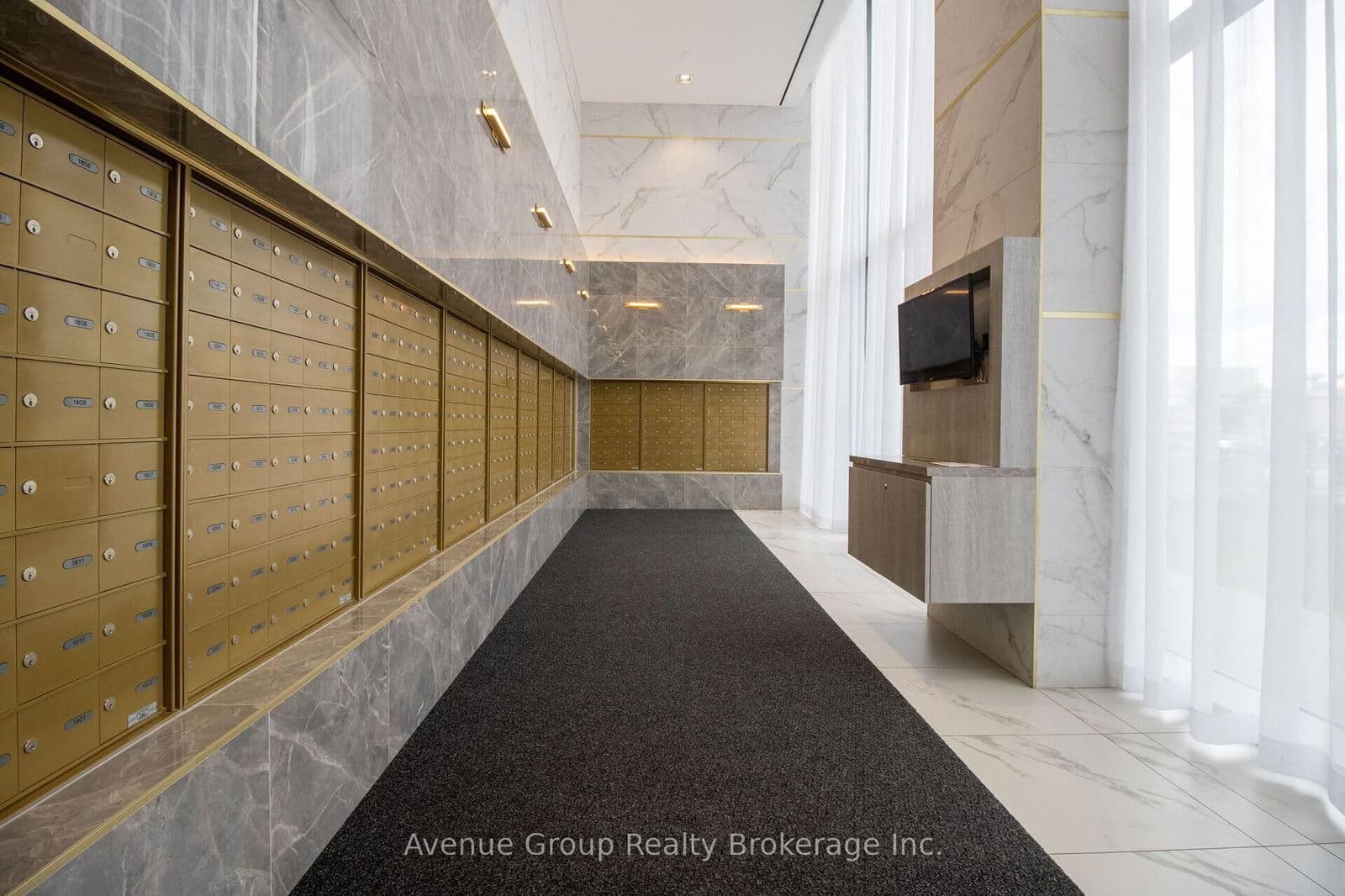 Condo Apartment at 2801- 898 Portage Parkway, Vaughan, ON - Photo 3 - RE/MAX Garden City Realty