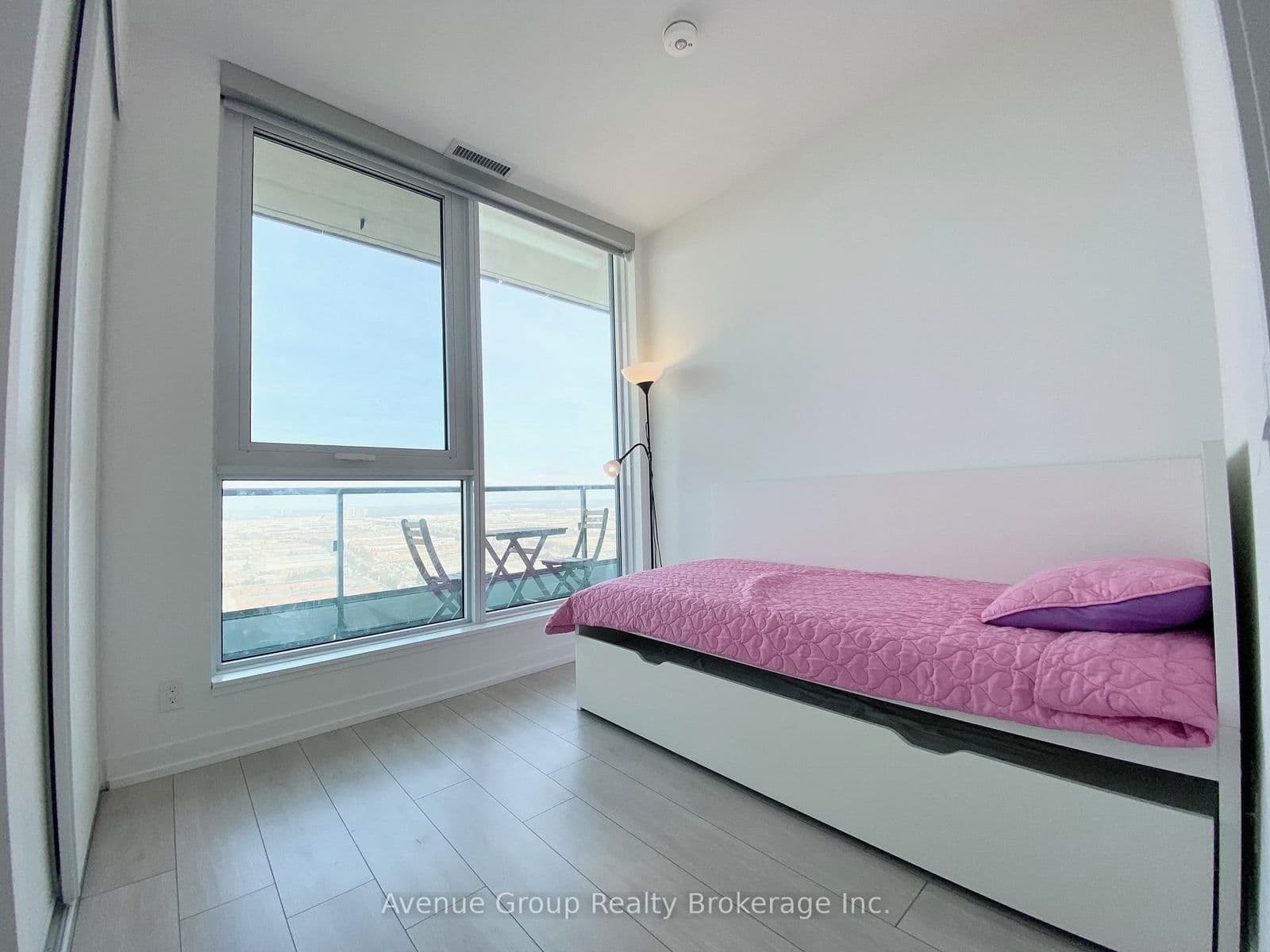 Condo Apartment at 2801- 898 Portage Parkway, Vaughan, ON - Photo 7 - RE/MAX Garden City Realty