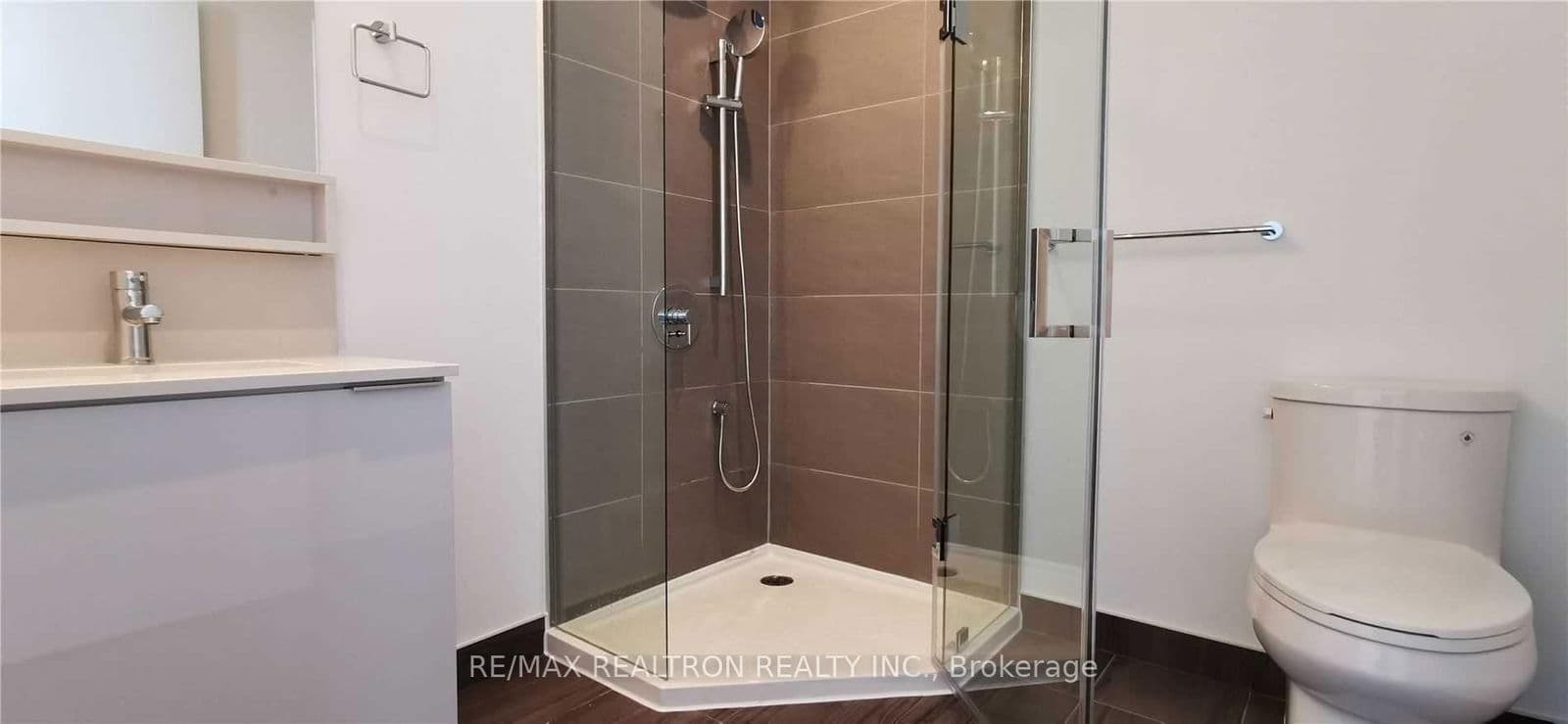 Condo Apartment at 5010- 898 Portage Parkway, Vaughan, ON - Photo 8 - RE/MAX Garden City Realty