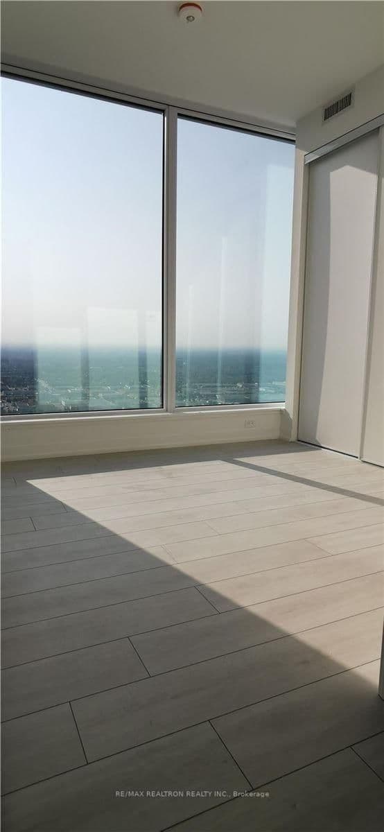 Condo Apartment at 5010- 898 Portage Parkway, Vaughan, ON - Photo 9 - RE/MAX Garden City Realty