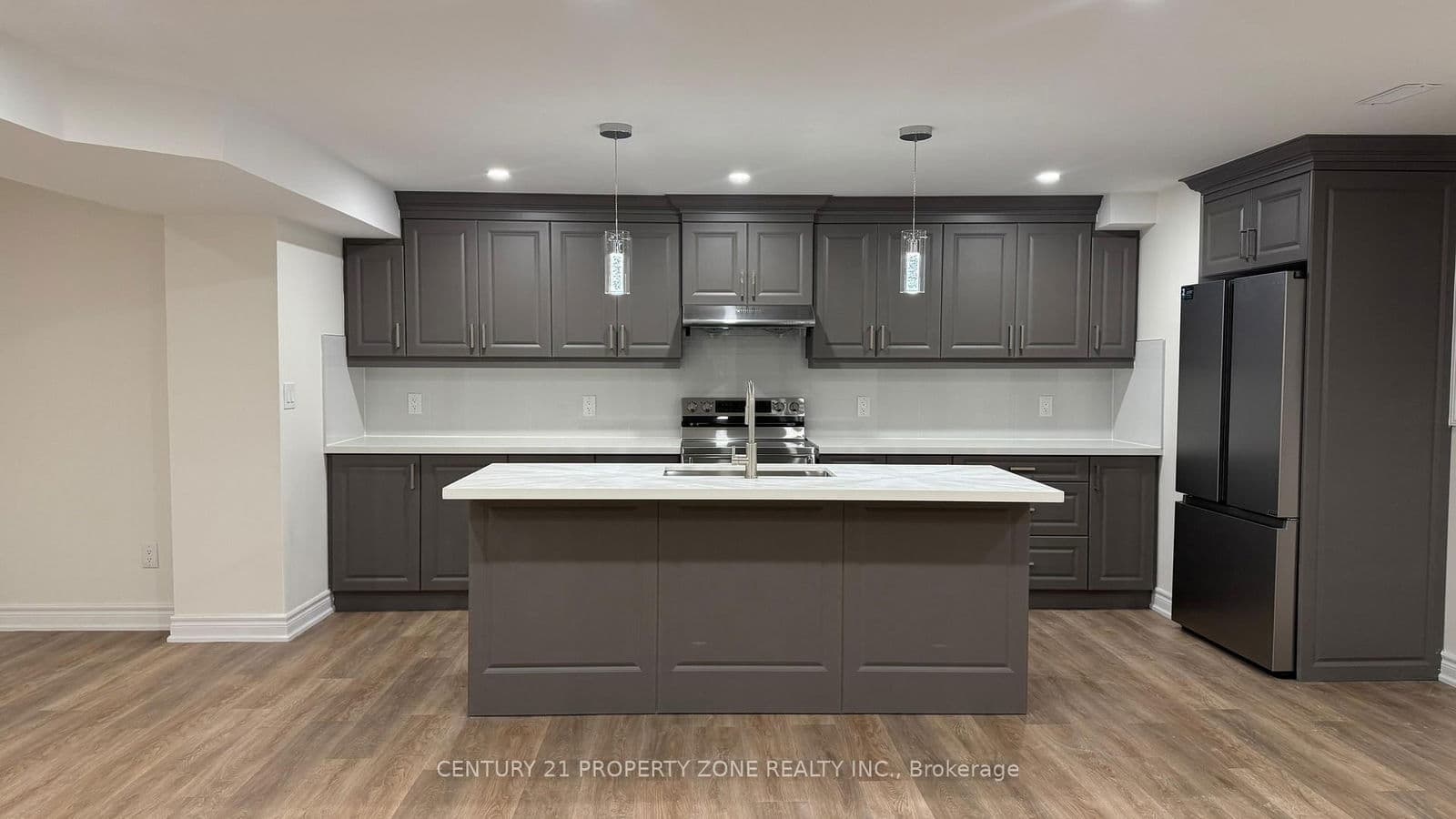 Detached at Bsmt- 9 Terrain Court, East Gwillimbury, ON - Photo 2 - RE/MAX Garden City Realty