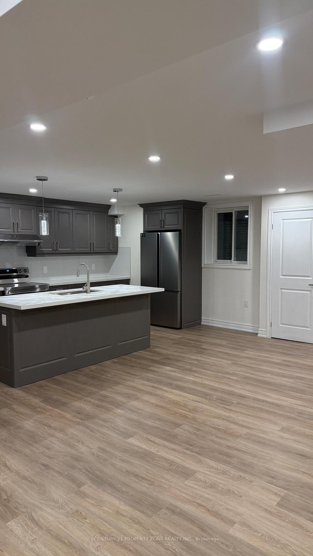 Detached at Bsmt- 9 Terrain Court, East Gwillimbury, ON - Photo 3 - RE/MAX Garden City Realty