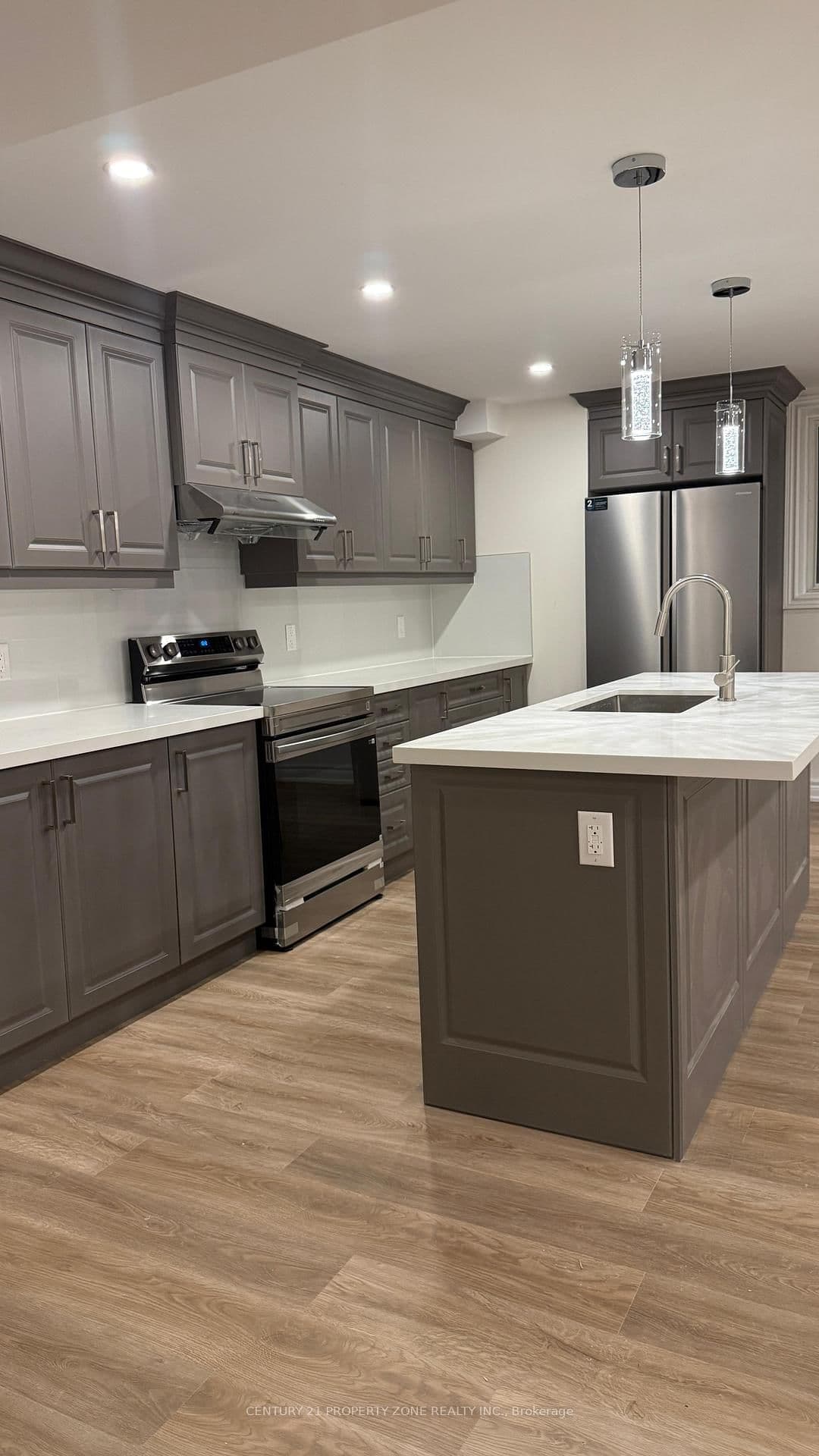 Detached at Bsmt- 9 Terrain Court, East Gwillimbury, ON - Photo 4 - RE/MAX Garden City Realty