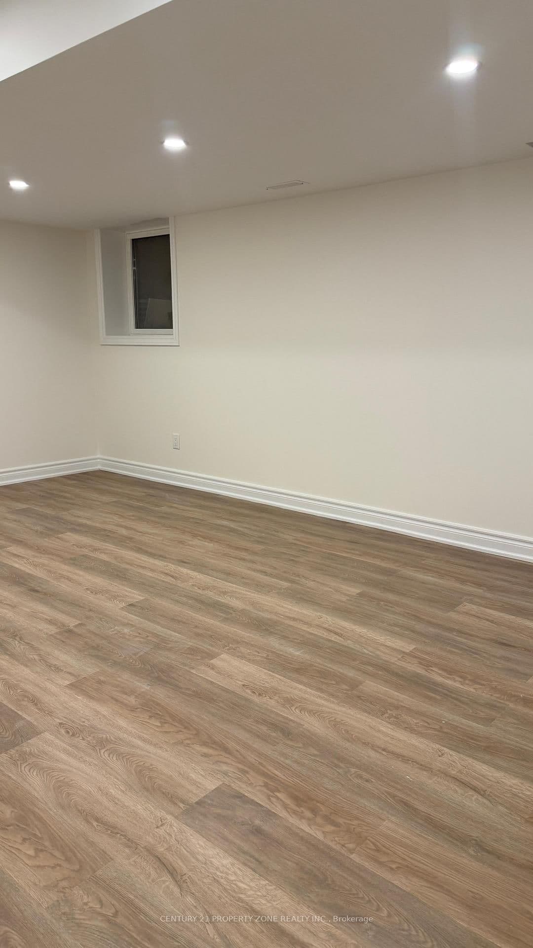 Detached at Bsmt- 9 Terrain Court, East Gwillimbury, ON - Photo 8 - RE/MAX Garden City Realty