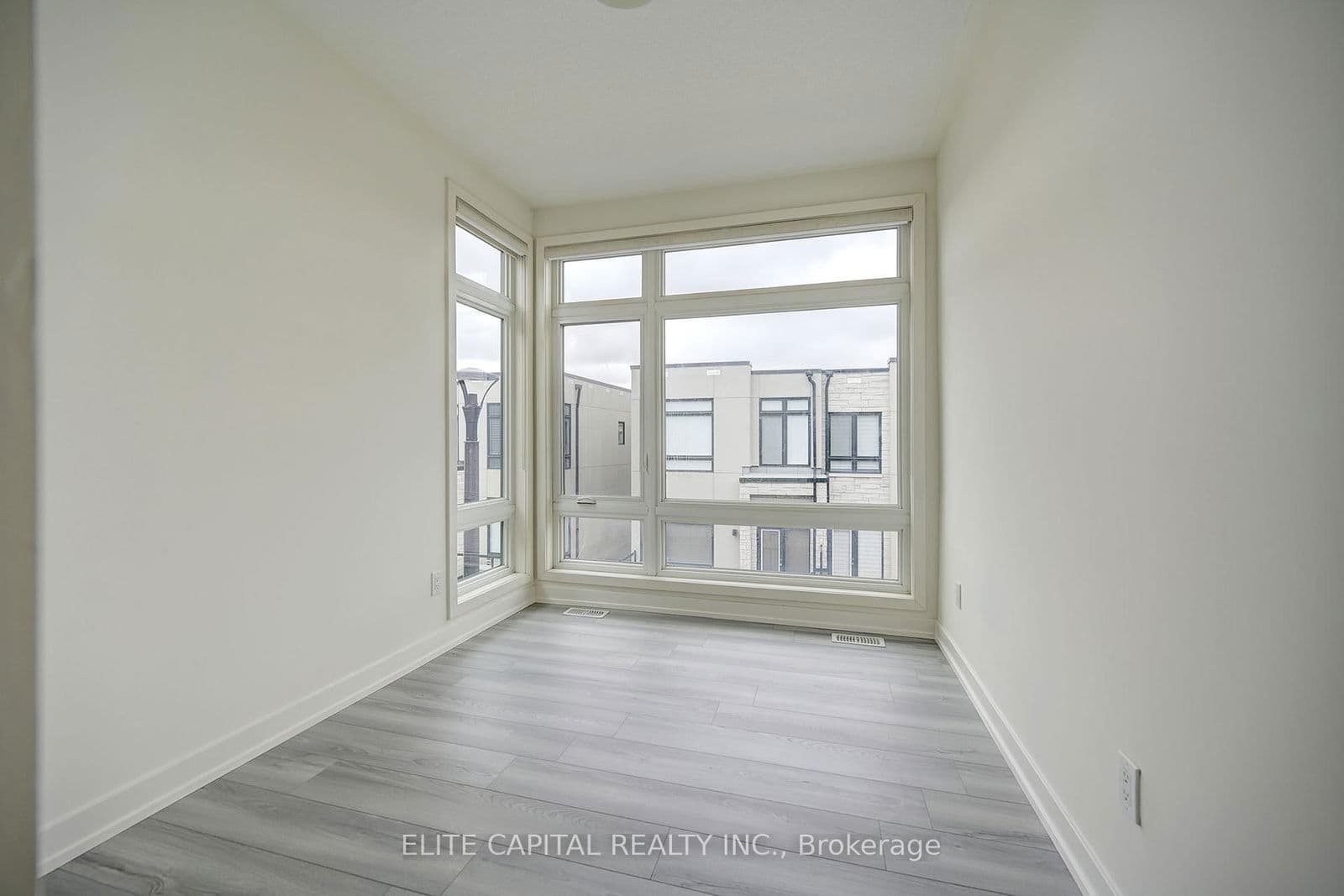 Att/Row/Townhouse at 26 Brunet Drive, Vaughan, ON - Photo 14 - RE/MAX Garden City Realty