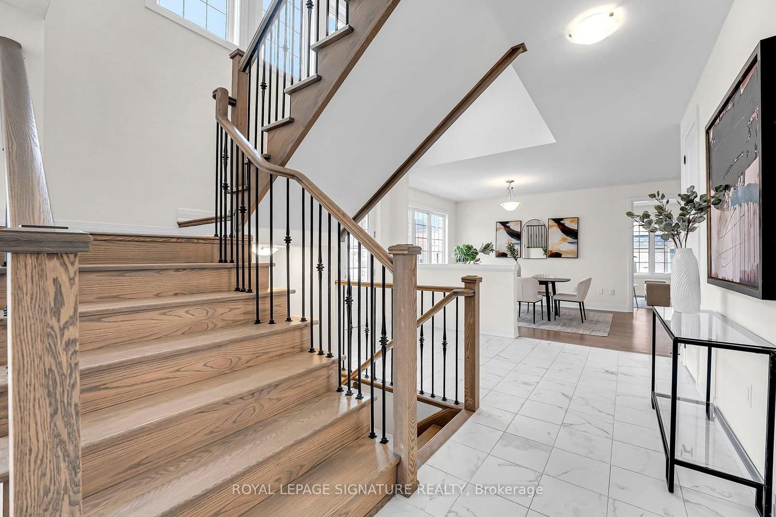 Detached at 22 Bill Guy Drive, Georgina, ON - Photo 8 - RE/MAX Garden City Realty