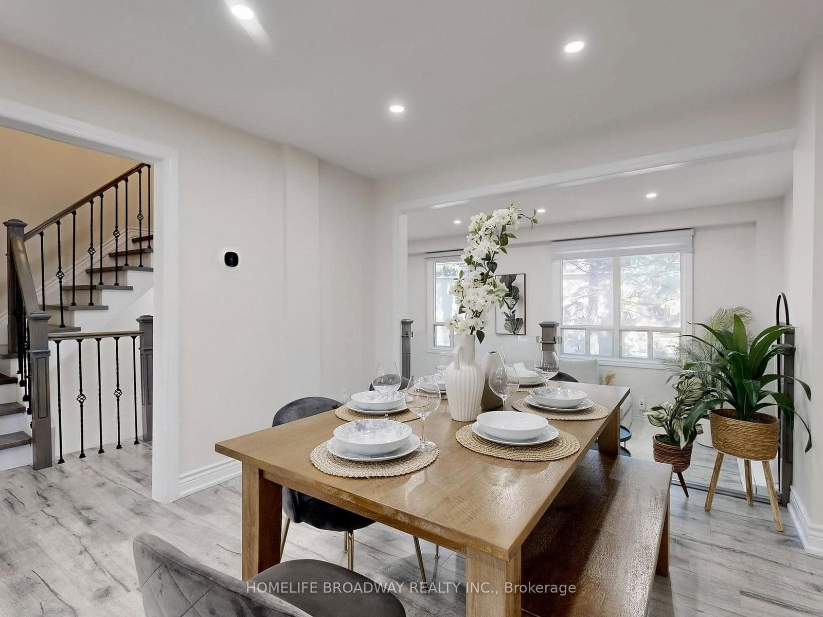 Condo Townhouse at 109 Poplar Crescent, Aurora, ON - Photo 17 - RE/MAX Garden City Realty