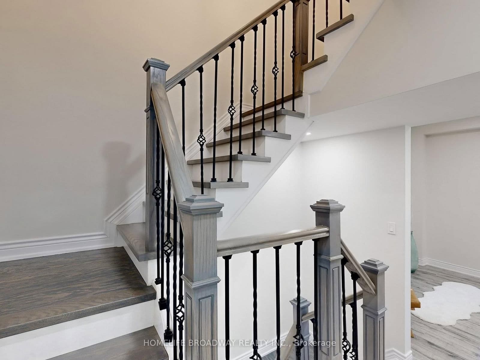 Condo Townhouse at 109 Poplar Crescent, Aurora, ON - Photo 22 - RE/MAX Garden City Realty