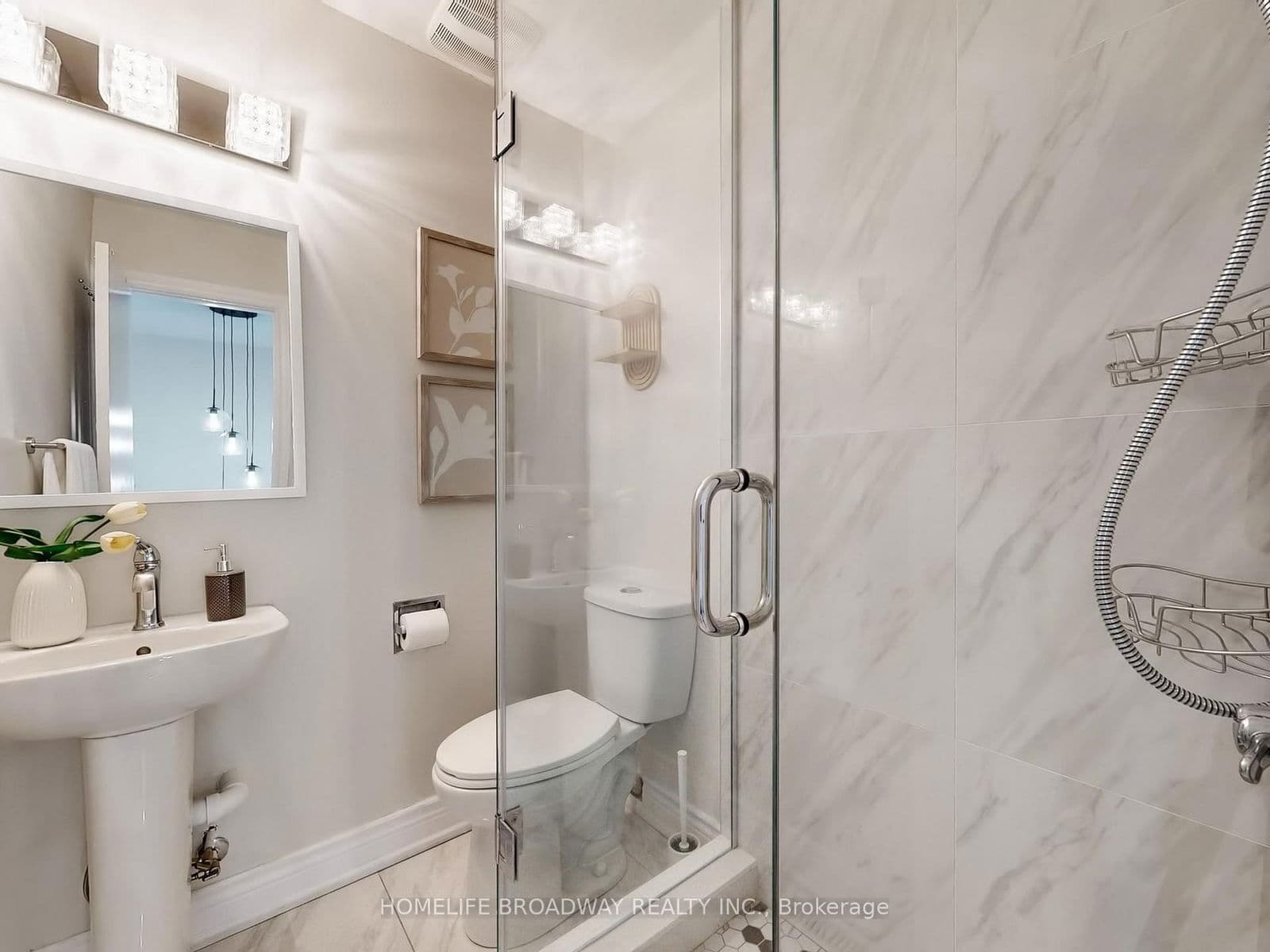 Condo Townhouse at 109 Poplar Crescent, Aurora, ON - Photo 33 - RE/MAX Garden City Realty