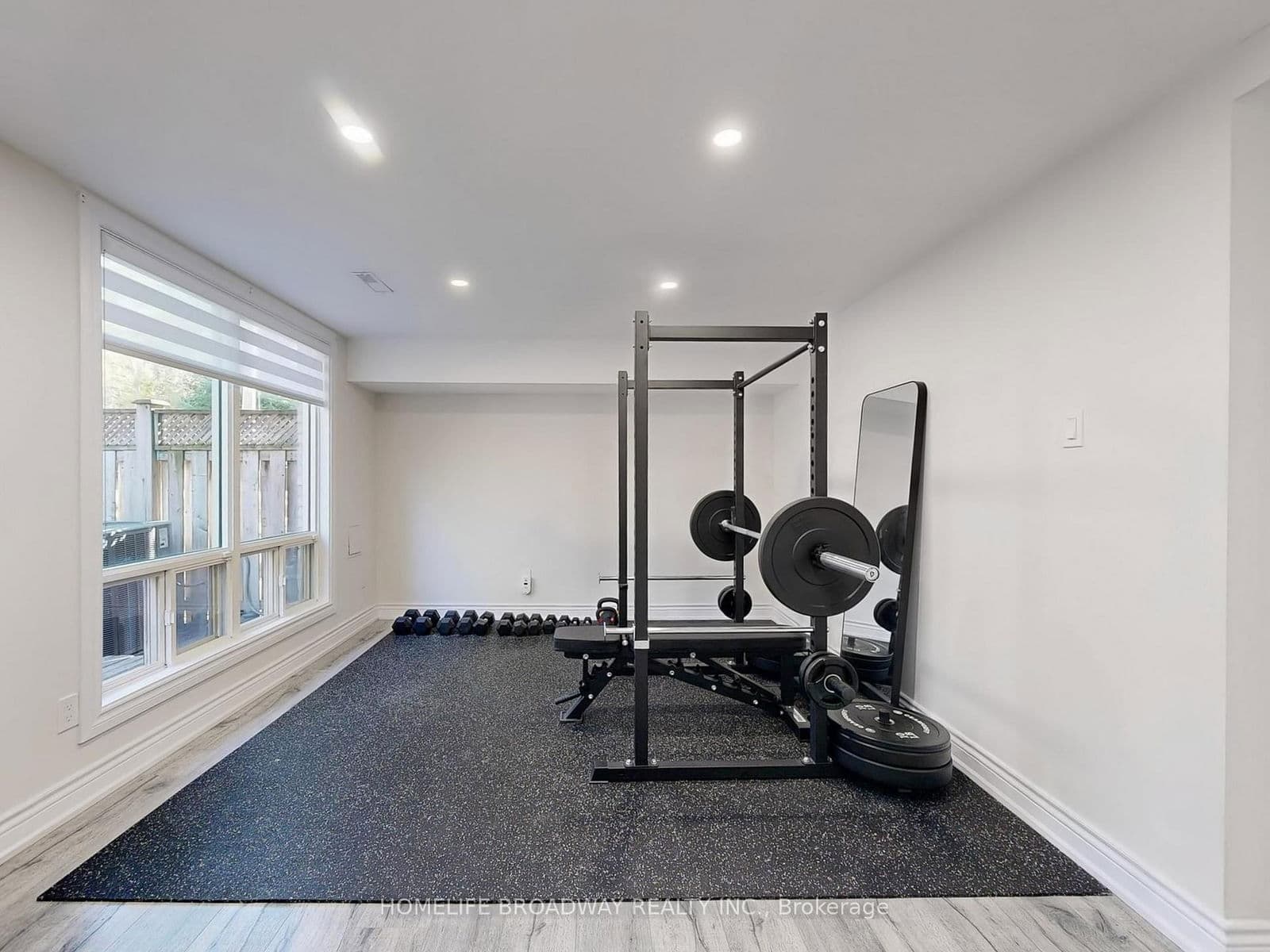 Condo Townhouse at 109 Poplar Crescent, Aurora, ON - Photo 35 - RE/MAX Garden City Realty