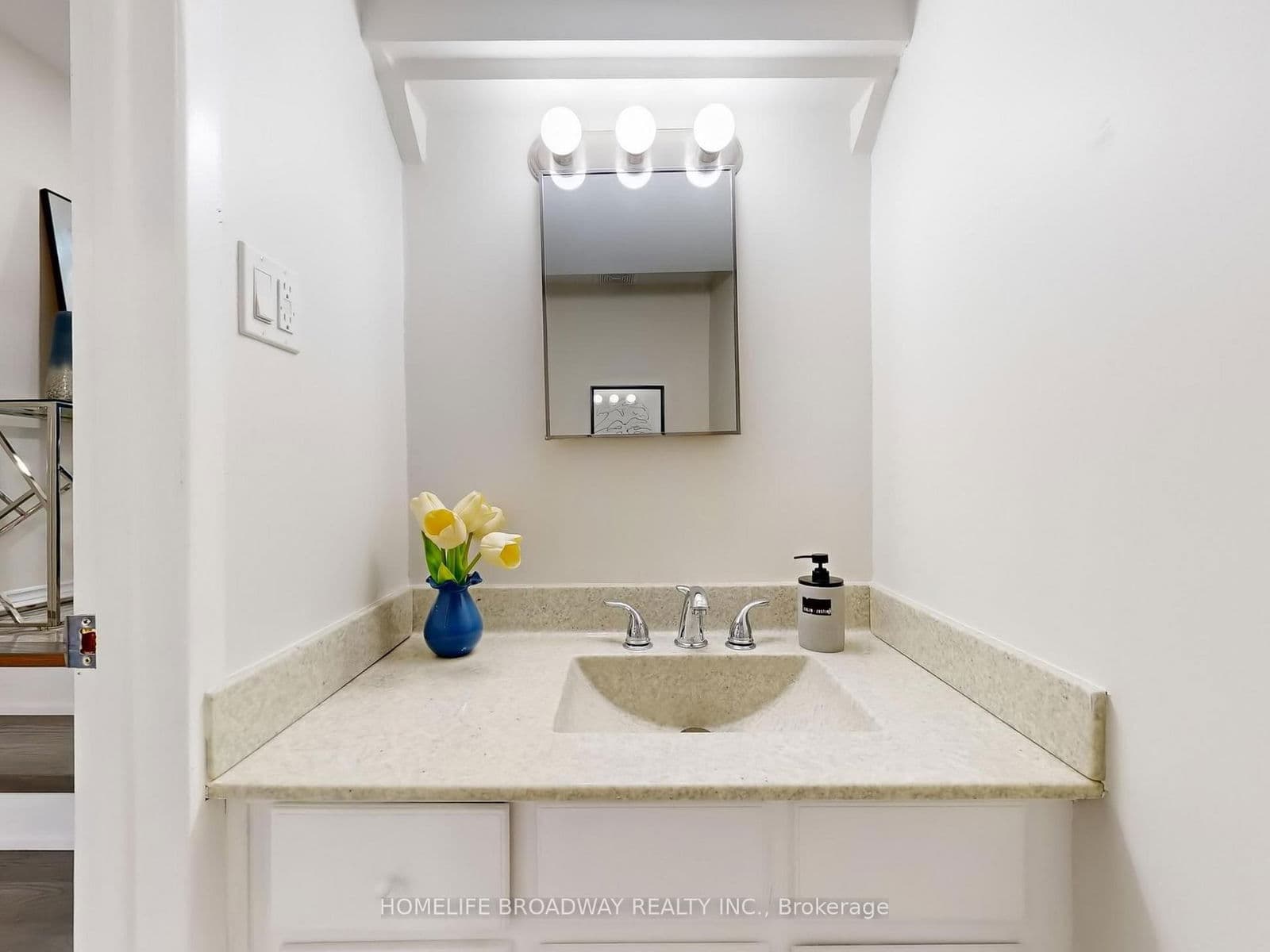 Condo Townhouse at 109 Poplar Crescent, Aurora, ON - Photo 36 - RE/MAX Garden City Realty