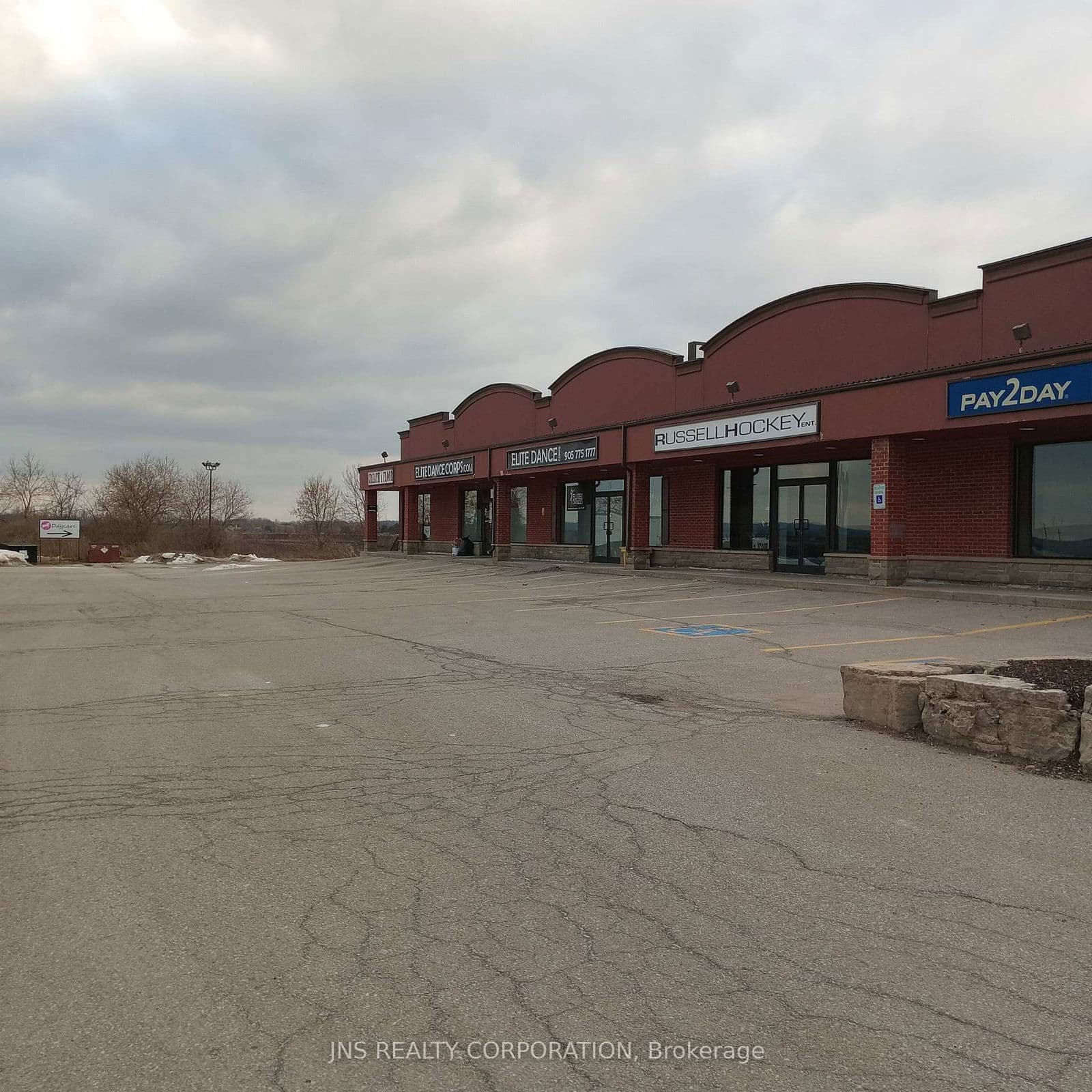 Commercial Retail at 126 Bridge Street, Bradford West Gwillimbury, ON - Photo 5 - RE/MAX Garden City Realty
